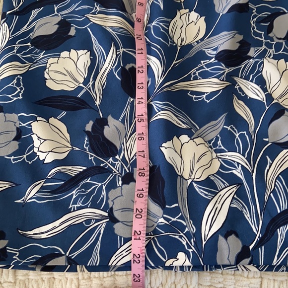 Banana Republic Floral Pencil Skirt Sz 4 - Picture 12 of 12